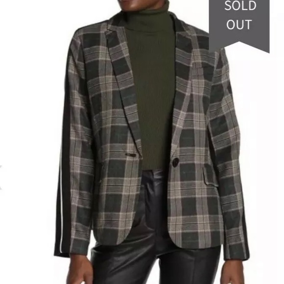 Jackets & Blazers - Dolce CaboPlaid Stripe Trim Blazer Size L